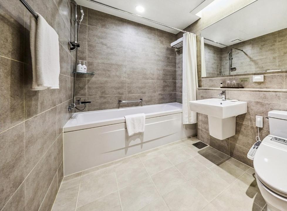 Haeundae Wide Ocean View & Residence Busan Exterior photo