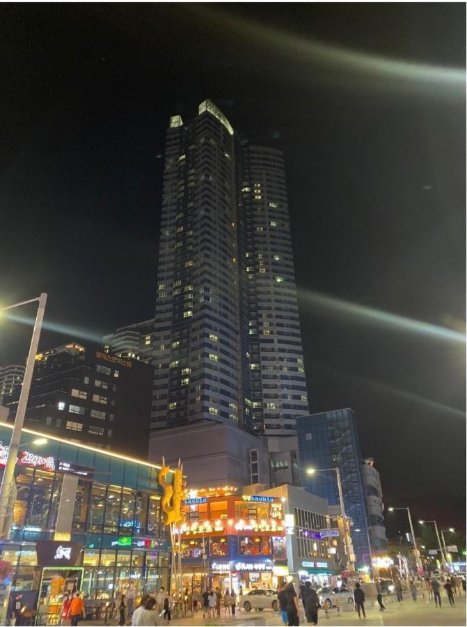 Haeundae Wide Ocean View & Residence Busan Exterior photo